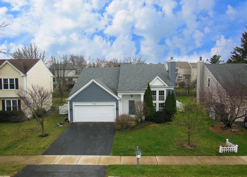 Photo of 794 Burning Trail, Carol Stream, IL 60188 (MLS # 12607109)