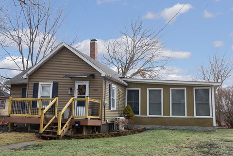 Photo of 530 4th Avenue, Ottawa, IL 61350 (MLS # 12588113)