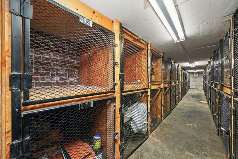 Tiny photo for 3900 N Pine Grove Avenue #405, Chicago, IL 60613 (MLS # 12512637)