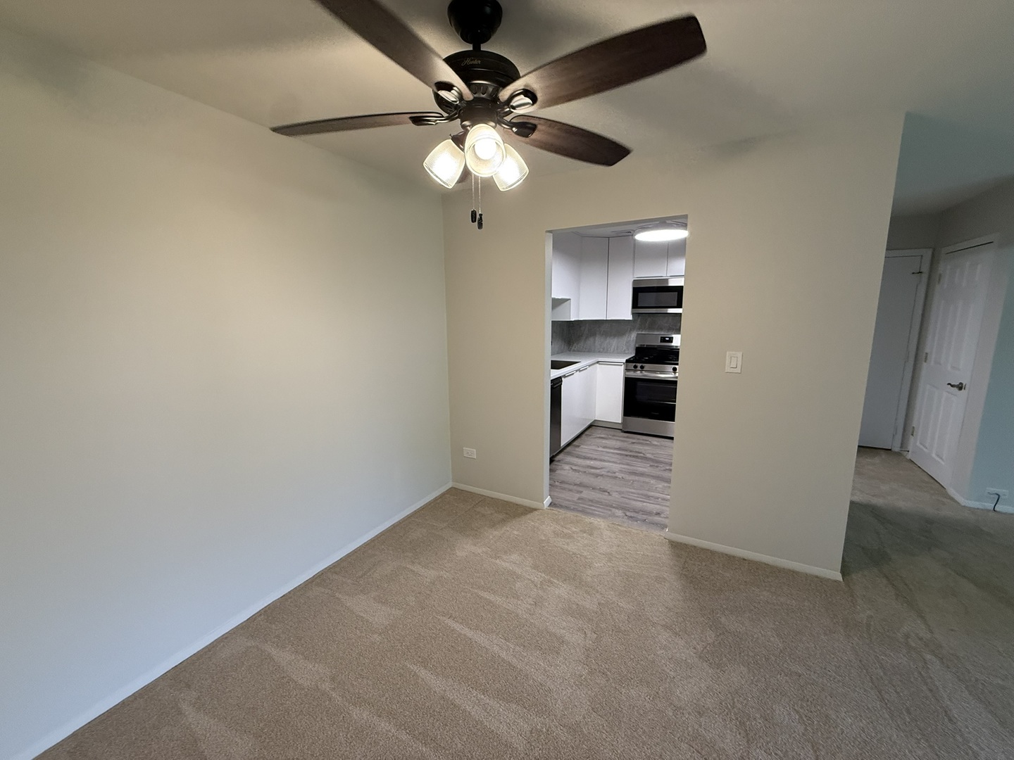 9S220 Lake Drive 16A-102