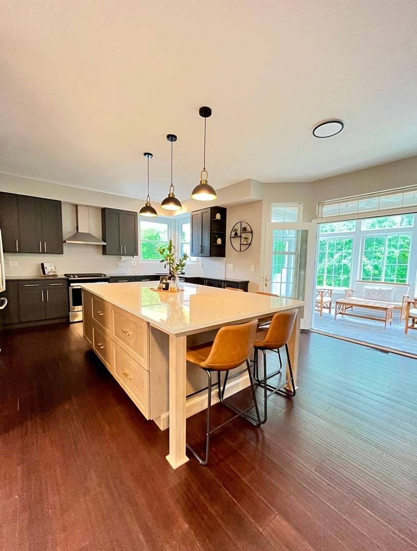 1718 Cherry Court