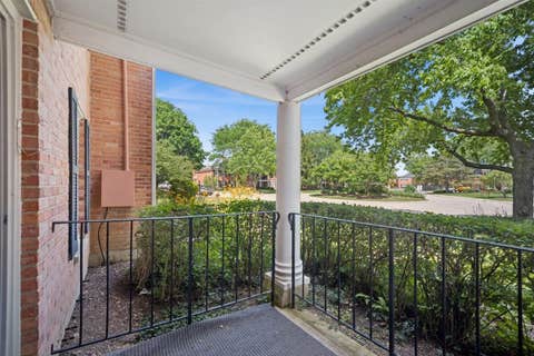 Tiny photo for 510 Shorely Drive #103, Barrington, IL 60010 (MLS # 12691639)