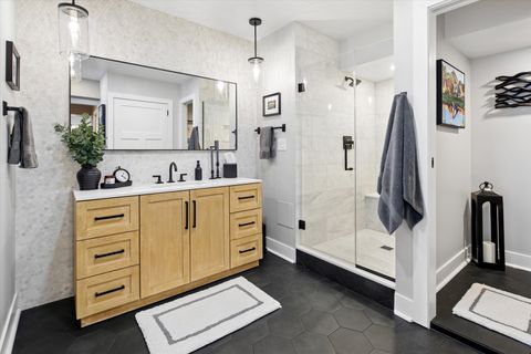 Tiny photo for 175 E Delaware Place #7304, Chicago, IL 60611 (MLS # 12605035)