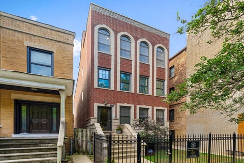 Photo of 4216 N Ashland Avenue #3, Chicago, IL 60613 (MLS # 12764533)