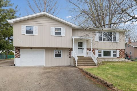 Tiny photo for 146 S Anderson Road, New Lenox, IL 60451 (MLS # 12607875)