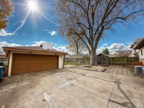 Tiny photo for 539 W Rose Avenue, Addison, IL 60101 (MLS # 12525993)