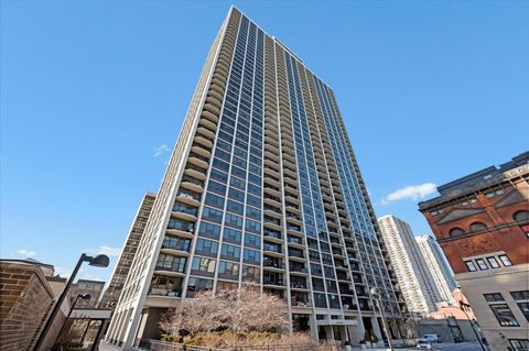 Photo of 1560 N Sandburg Terrace #4011J, Chicago, IL 60610 (MLS # 12593111)