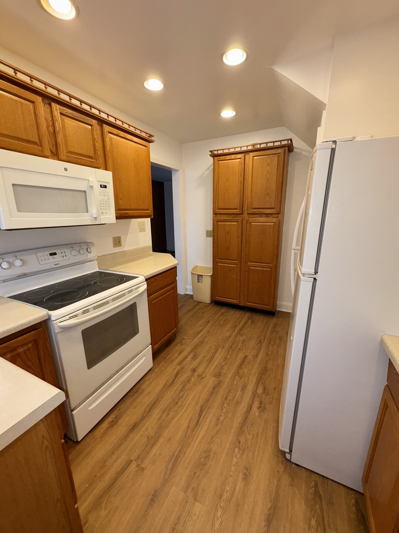 6456 S Lockwood Avenue