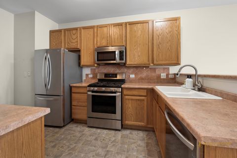 Tiny photo for 482 Telluride Drive, Gilberts, IL 60136 (MLS # 12623437)