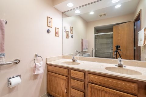 Tiny photo for 1144 N Greenwood Avenue, Park Ridge, IL 60068 (MLS # 12295464)