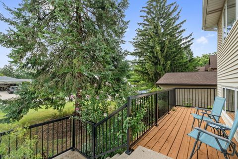 Tiny photo for 20698 N Eugene Avenue, Lincolnshire, IL 60069 (MLS # 12448700)