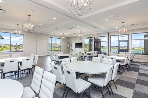 Tiny photo for 3279 Oak Creek Lane, Aurora, IL 60503 (MLS # 12604577)