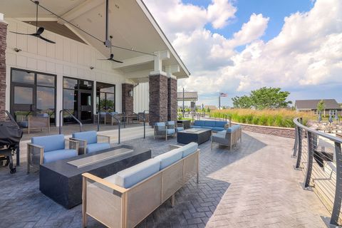 Tiny photo for 3279 Oak Creek Lane, Aurora, IL 60503 (MLS # 12604577)