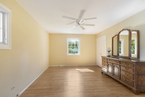 Tiny photo for 402 Minnaqua Drive, Prospect Heights, IL 60070 (MLS # 12787508)
