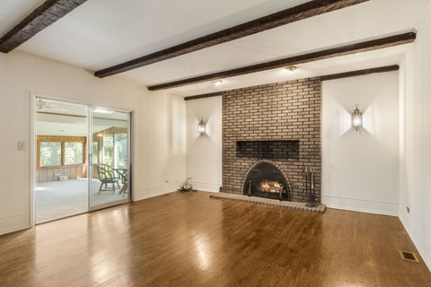 Tiny photo for 402 Minnaqua Drive, Prospect Heights, IL 60070 (MLS # 12787508)