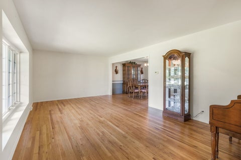 Tiny photo for 402 Minnaqua Drive, Prospect Heights, IL 60070 (MLS # 12787508)