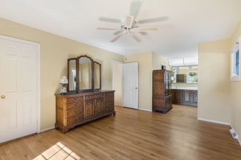 Tiny photo for 402 Minnaqua Drive, Prospect Heights, IL 60070 (MLS # 12787508)