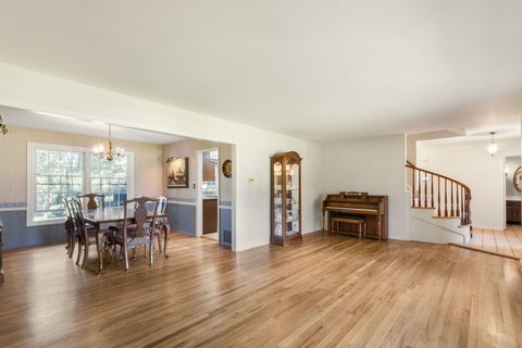 Tiny photo for 402 Minnaqua Drive, Prospect Heights, IL 60070 (MLS # 12787508)