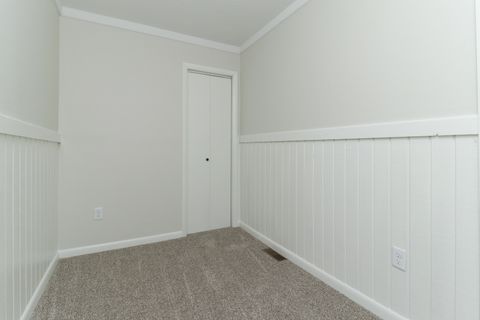 Tiny photo for 809 W Monroe Street, Bloomington, IL 61701 (MLS # 12491860)