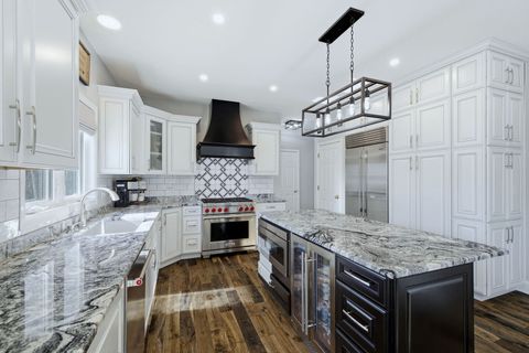 Tiny photo for 316 Ash Grove Lane, Oswego, IL 60543 (MLS # 12564115)