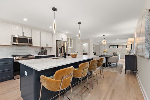 Tiny photo for 5115 Ellington Avenue, Western Springs, IL 60558 (MLS # 12588249)