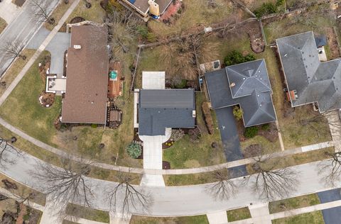 Tiny photo for 5115 Ellington Avenue, Western Springs, IL 60558 (MLS # 12588249)