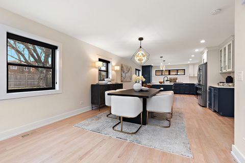 Tiny photo for 5115 Ellington Avenue, Western Springs, IL 60558 (MLS # 12588249)