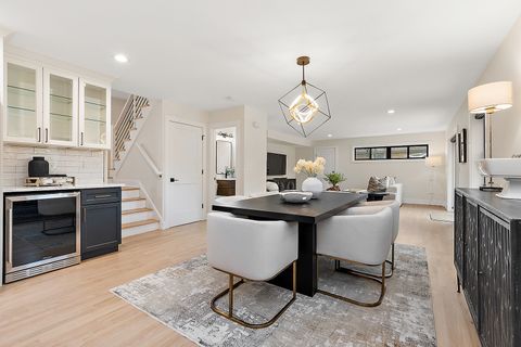 Tiny photo for 5115 Ellington Avenue, Western Springs, IL 60558 (MLS # 12588249)