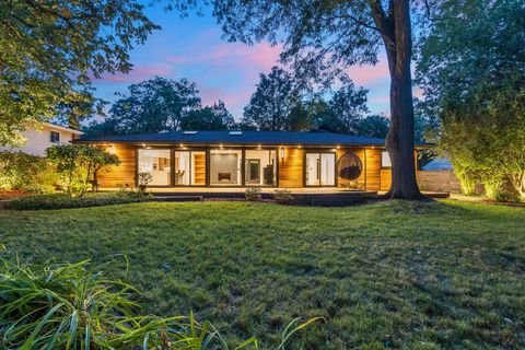 Tiny photo for 623 Echo Lane, Glenview, IL 60025 (MLS # 12471379)