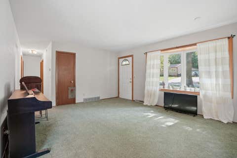Tiny photo for 8112 7th Street W ST, Rock Island, IL 61201 (MLS # 12706193)