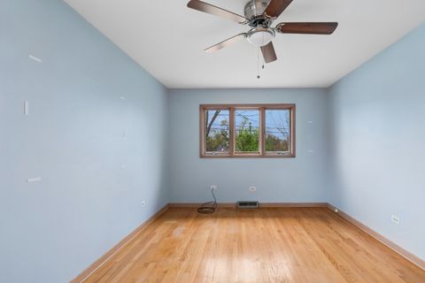 Tiny photo for 835 Latimer Lane, Flossmoor, IL 60422 (MLS # 12617859)