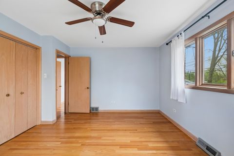 Tiny photo for 835 Latimer Lane, Flossmoor, IL 60422 (MLS # 12617859)