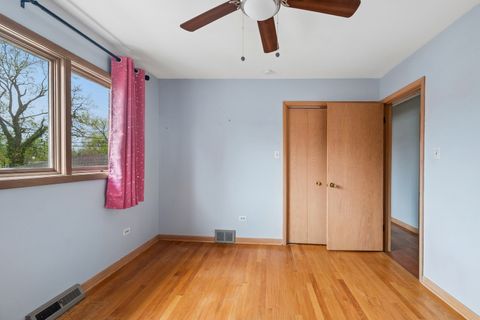 Tiny photo for 835 Latimer Lane, Flossmoor, IL 60422 (MLS # 12617859)