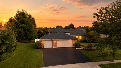 Photo of 750 Bluestone Bay Drive, New Lenox, IL 60451 (MLS # 12738986)