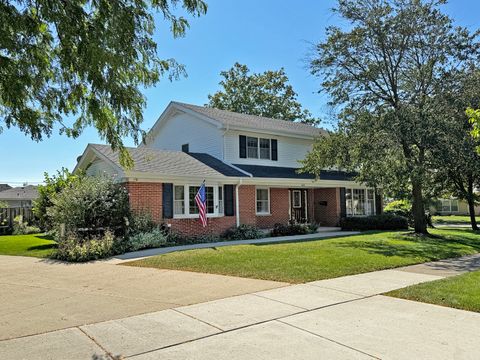 2405 E Miner Street Arlington Heights IL 60004