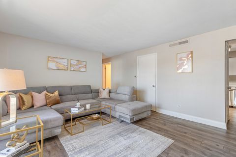 Tiny photo for 11116 S 84 Avenue #2B, Palos Hills, IL 60465 (MLS # 12572100)