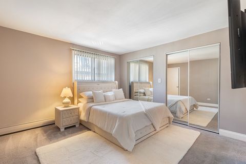 Tiny photo for 11116 S 84 Avenue #2B, Palos Hills, IL 60465 (MLS # 12572100)