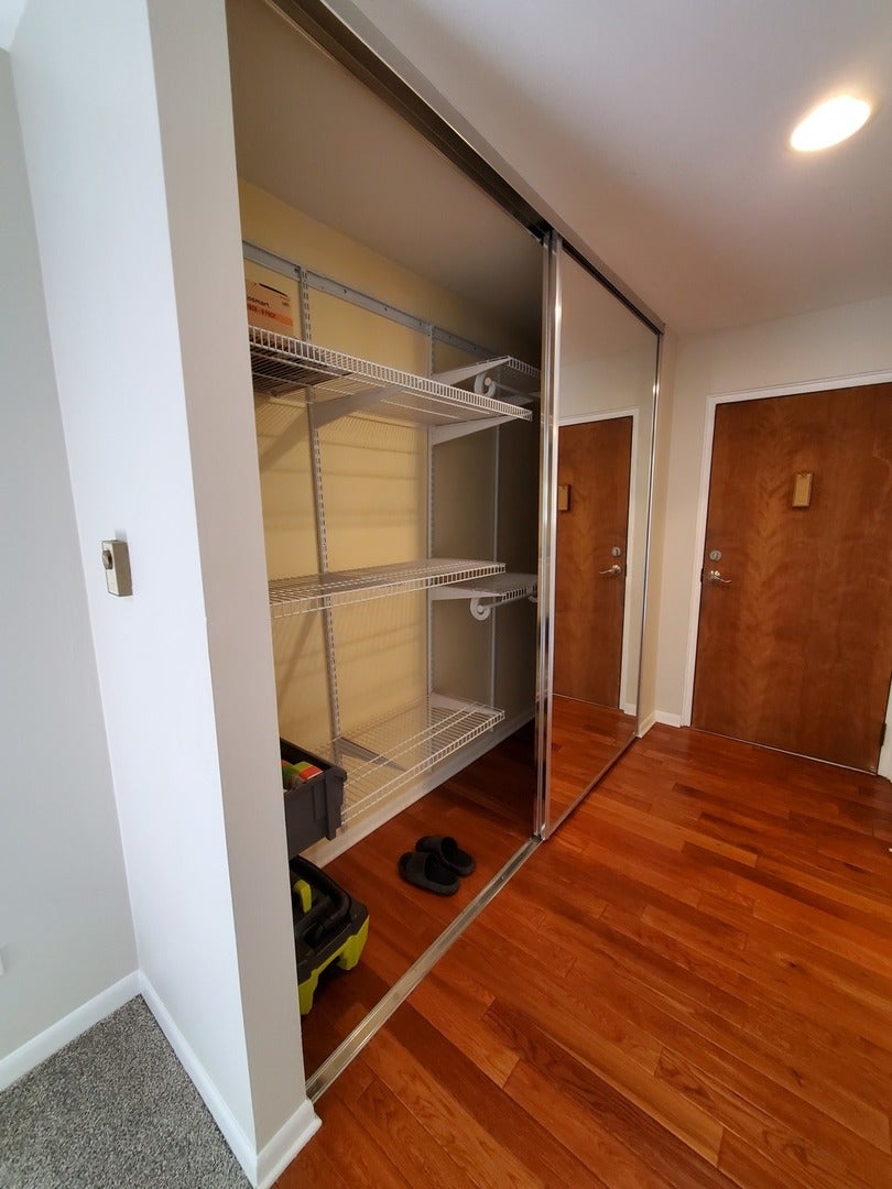 1940 Cherry Lane 213