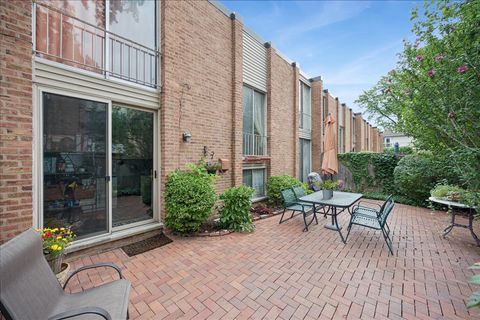 Tiny photo for 471 Linden Street, Winnetka, IL 60093 (MLS # 12448472)