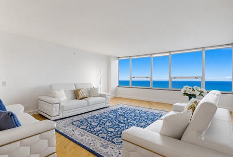 Tiny photo for 940 W Glenlake Avenue #19B, Chicago, IL 60660 (MLS # 12665507)