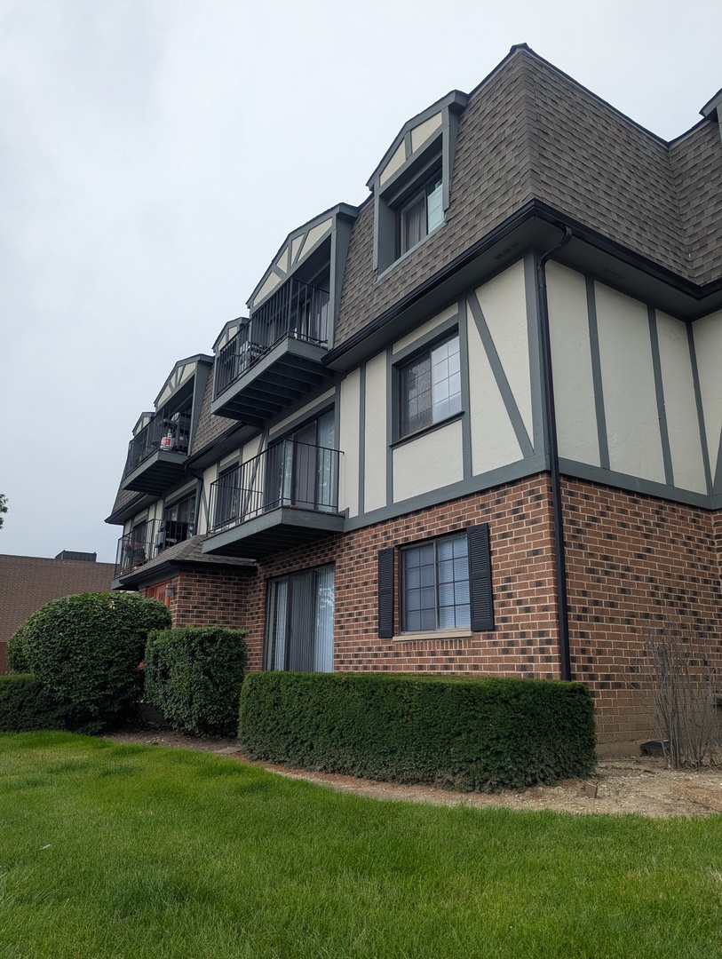 102 Steeple Drive F
