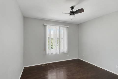 Tiny photo for 495 Harrison Court, Vernon Hills, IL 60061 (MLS # 12740752)
