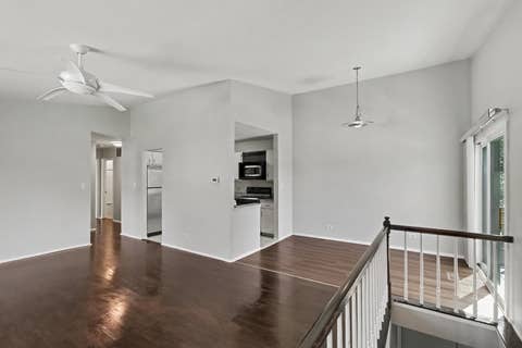 Tiny photo for 495 Harrison Court, Vernon Hills, IL 60061 (MLS # 12740752)