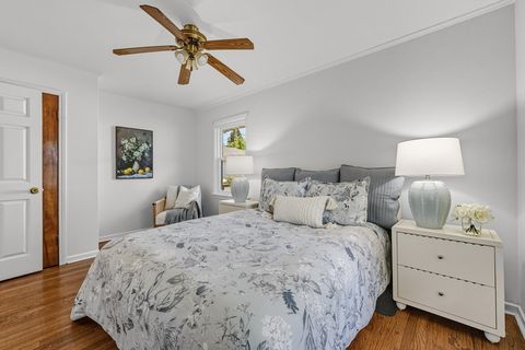 Tiny photo for 124 W Sunset Avenue, Lombard, IL 60148 (MLS # 12486063)