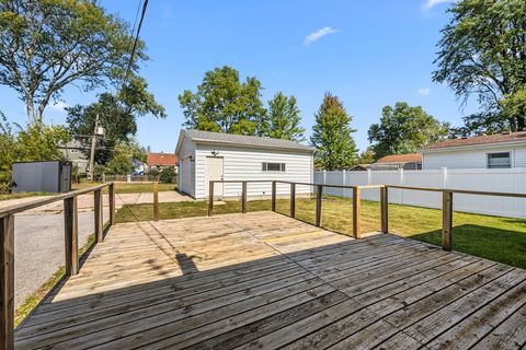 Tiny photo for 124 W Sunset Avenue, Lombard, IL 60148 (MLS # 12486063)