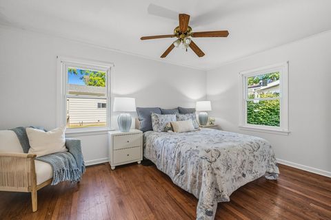 Tiny photo for 124 W Sunset Avenue, Lombard, IL 60148 (MLS # 12486063)