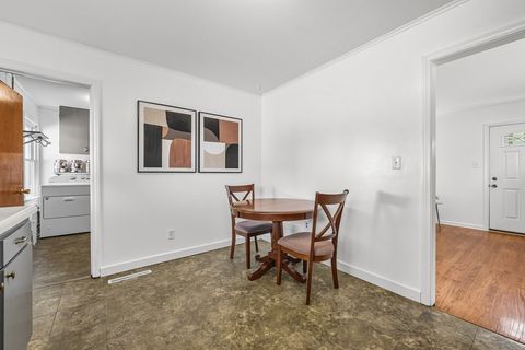 Tiny photo for 124 W Sunset Avenue, Lombard, IL 60148 (MLS # 12486063)