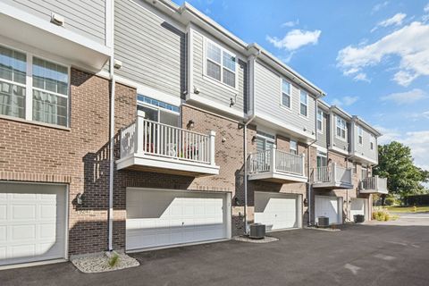 Tiny photo for 9245 Harlowe Lane, Orland Park, IL 60462 (MLS # 12593672)