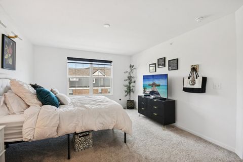 Tiny photo for 9245 Harlowe Lane, Orland Park, IL 60462 (MLS # 12593672)