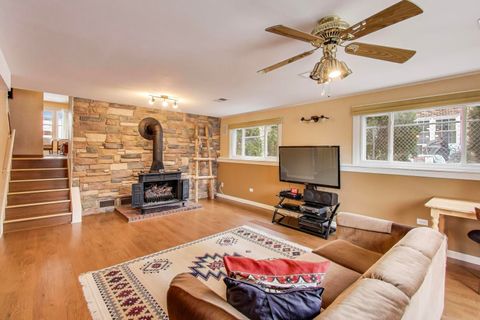 Tiny photo for 7621 Davis Street, Morton Grove, IL 60053 (MLS # 12534026)